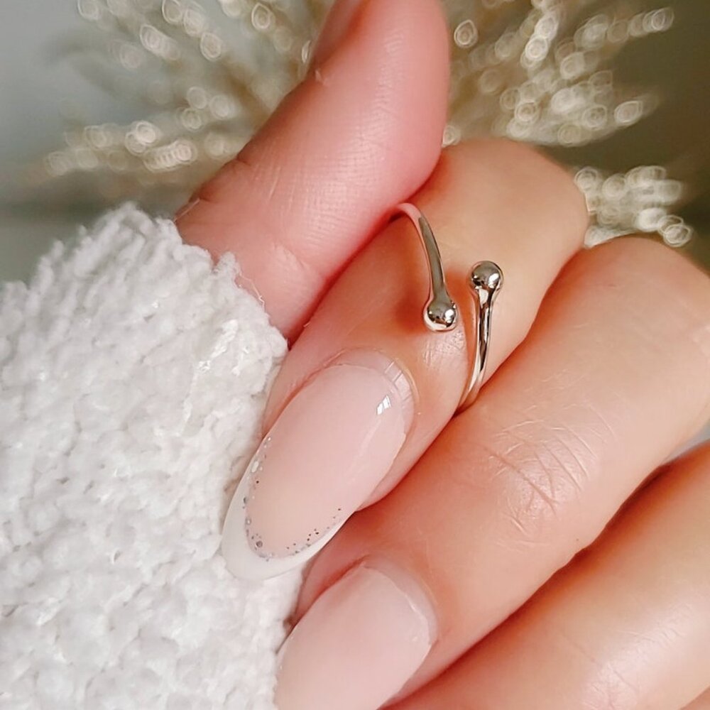 Sterling Silver Dainty Ball Ring, Tiny Wraparound Ring, 925 Minimalist Ring, - Picture 4 of 11